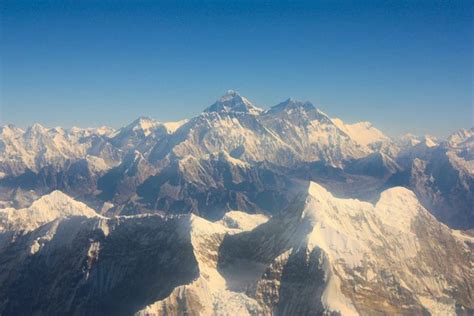 Everest Roof Of The World Natural Landmarks Travel Everest