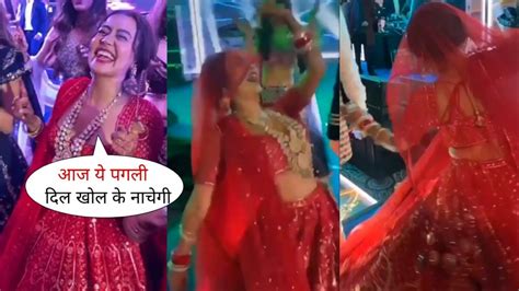 Neha Kakkars Wedding Graceful Dance With Husband Rohanpreet Singh At Reception Party Dance
