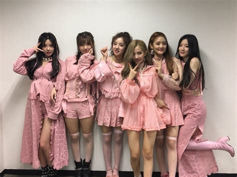 Miyeon, minnie, soyeon, soojin, shuhua, and yuqi. You and I (Girl Group x You) - akb48 dreamcatcher twice ...