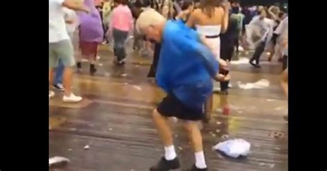Elderly Man Dances Like Nobody S Watching Wins The Internet Huffpost Uk Comedy