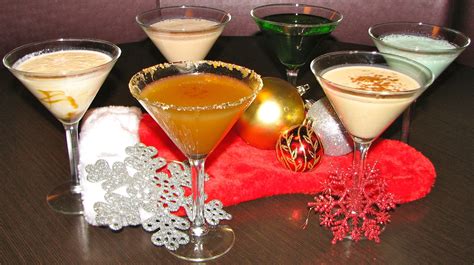 Holiday Party ! | Festive holiday cocktails, Holiday cocktails, Holiday