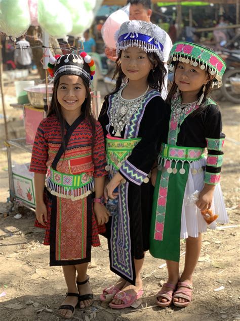 pin-by-kia-vue-on-hmong-clothes-from-around-the-world