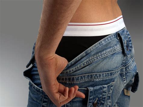health dangers of wearing tight jeans