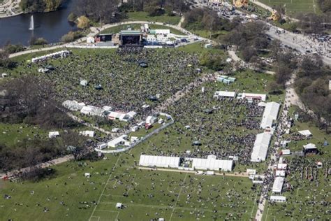 Deň roka v gregoriánskom kalendári (122. 1. maj i Fælledparken - Roskilde Festival Rental
