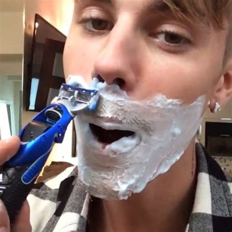 Justin bieber wrote the hook at andrew watt's house while hanging out with shawn mendes. Justin Bieber Has Finally Shaved His Peach Fuzz 'Stache ...