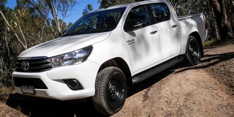 2016 Toyota Hilux Sr 4×4 Dual Cab Week With Review Photos Caradvice