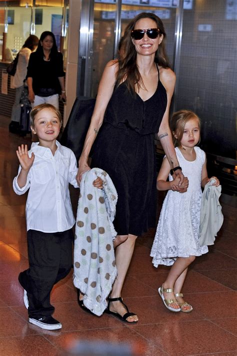 Photo Angelina Jolie Et Ses Enfants Knox Leon Jolie Pitt Et Vivienne Marcheline Jolie Pitt