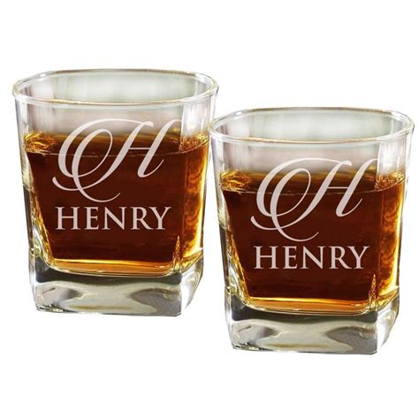 Custom Whiskey Glass Monogrammed Whiskey Glasses Rocks Etsy In 2020 Whiskey Glasses
