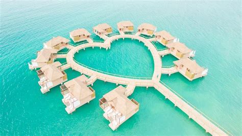 6 Incredible New Overwater Bungalows In The Caribbean Orbitz Overwater Bungalows Water