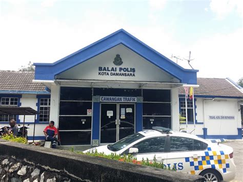 Balai Polis Trafik Kota Damansara Di Bandar Petaling Jaya