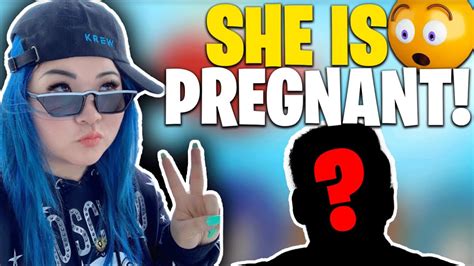 Itsfunneh May Be Pregnant Who Is The Father Youtube