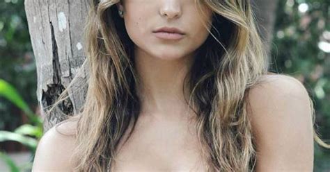 Kyra Santoro La Modelo Con Los Bikinis Más Sexys De Instagram