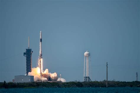 Reporter's notebook: KPRC 2 reporter Rose-Ann Aragon covers historic SpaceX Demo-2 launch