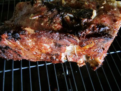 Although it is an excellent quality cut of meat, it can be tricky to slow cook the meat through to the bone without overcooking the outer part of the roast. basic roasted bone-in pork shoulder | Pork shoulder roast, Pork, Cooking recipes