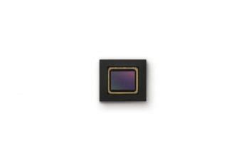 Samsung Introduces Its First ISOCELL Image Sensor Tailored For