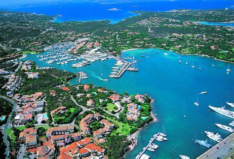 It is a frazione of the comune of arzachena, in the province of sassari. Porto Cervo Italia : Playas de Italia : Las mejores playas ...