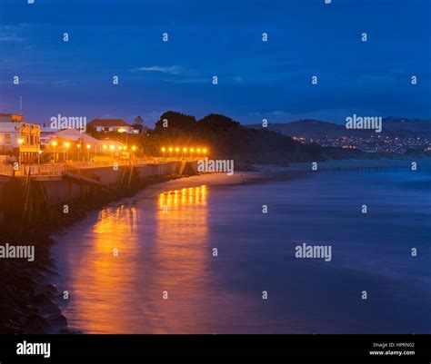 Dunedin Beach Suburb St Clair Hi Res Stock Photography And Images Alamy