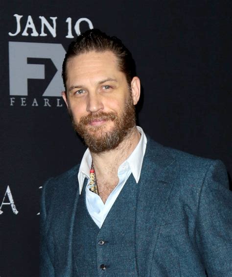 Tom Hardy on the purity of dogs in Vanity Fair and reading bedtime ...