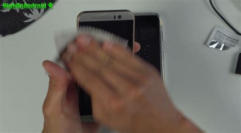 How To Clean Smartphone Wo Scratching The Screen