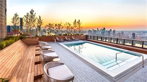 Check Out This Stunning New Rooftop Pool Overlooking The East River Lakehaus Check Out This