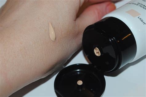 Vichy Dermablend Total Body Corrective Foundation Swatch With Before