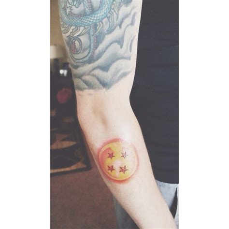 No surprise, there are many dragon ball tattoos. Dragon Ball Z Tattoo 4 star ball : dbz
