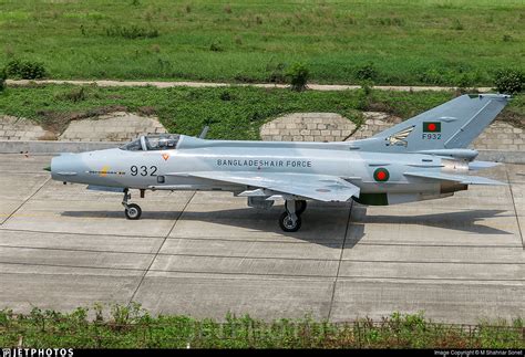 F932 Chengdu F 7bg Bangladesh Air Force M Shahriar Sonet