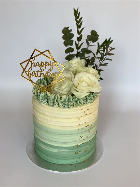 Pin By Shannon Stansbury Geary On Sweet Green Birthday Cakes