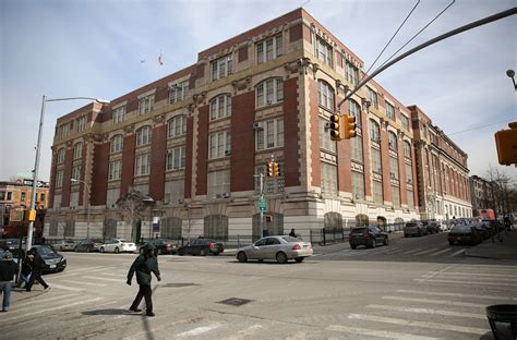 Viral Post Draws Attention To Plight At A Brooklyn School The New