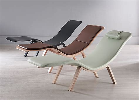 Read your book, sip your lemonade, and even fall asleep in. Lemi ReWave | Relax Spa Lounger Chair with Wooden Frame