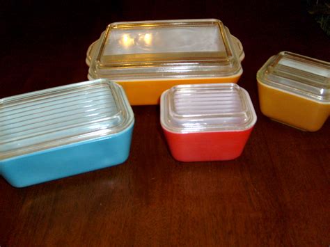 The Allee Willis Museum Of Kitsch 1950s Pyrex Refrigerator Bowls