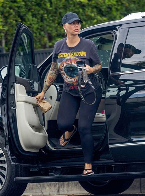 Amber Rose Style Clothes Outfits And Fashion Celebmafia