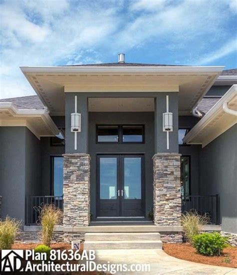 Warna hitam bisa dipasang pada lantai teras, tidak usah takut memakai warna hitam pada eksterior rumah. 36 contoh model dinding depan rumah minimalis inspiratif ...