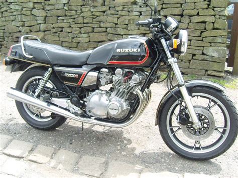 Isn't it the gs1100g due to the shaft drive? Suzuki GS1100 Gallery - Classic Motorbikes