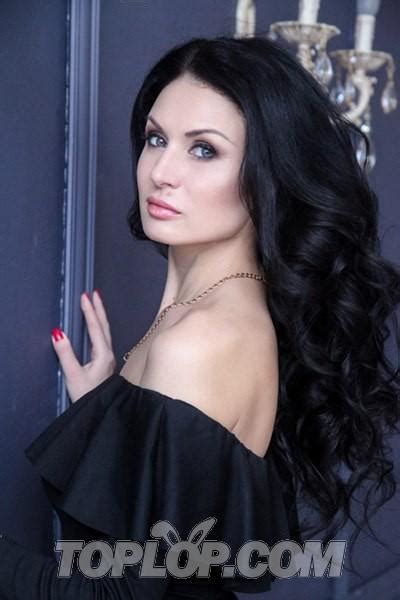 Charming Girl Viktoria 43 Yrsold From Moscow Russia I Guess That