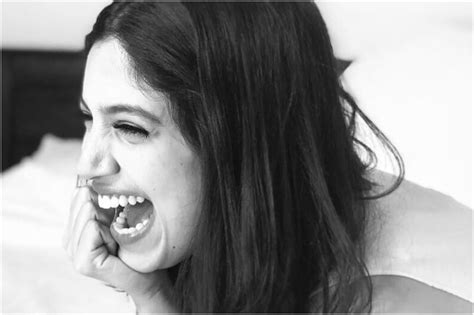 bhumi pednekar s happy pic will wash away all your mid week blues latest news breaking news