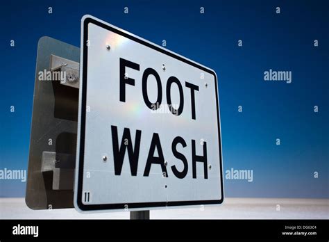Foot Wash High Resolution Stock Photography And Images Alamy