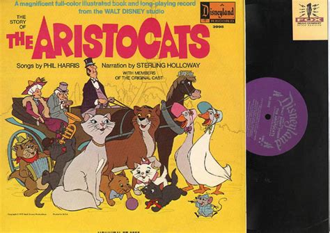 I have so many disney records so i thought i would share them with you! Walt Disney & The Vinyl Record