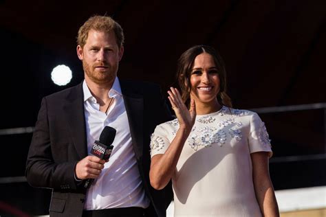 Prince Harry Meghan Make Surprise Visit To Queen At Windsor