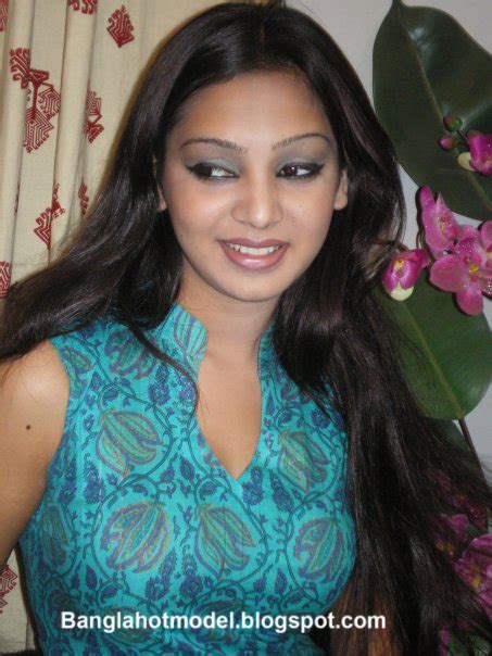 Prova Hot And Sexy Bangladeshi Actress ~ Bangladeshi Hot Model And Actress Wallpaper