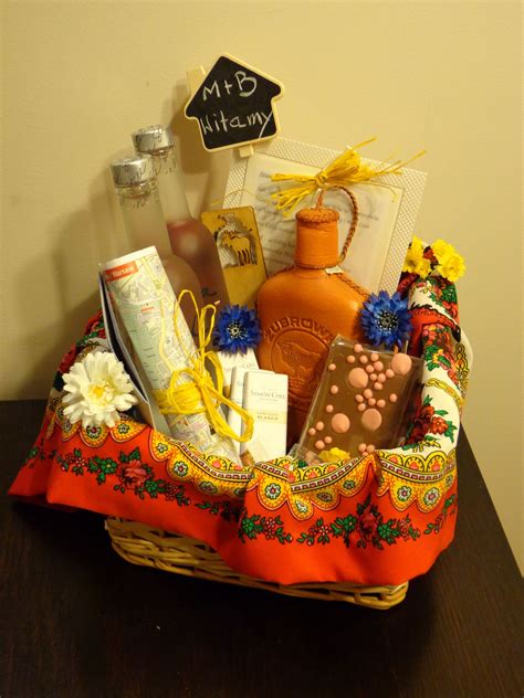 kosz powitalny/ welcome basket | Welcome baskets, Welcome bags, Gift wrapping