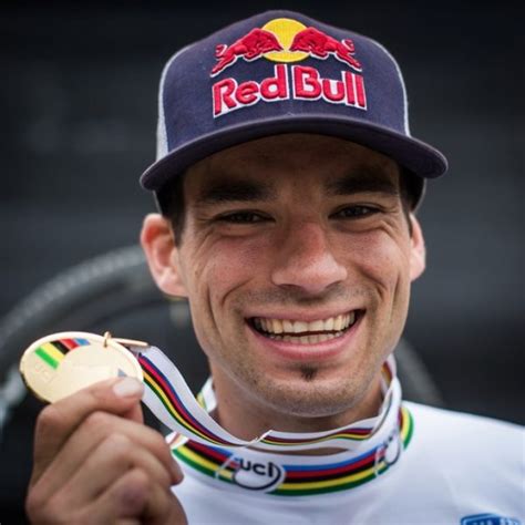 Slavik pogosov — мама не ругай 03:29. Tomáš Slavík - Proti Proudu