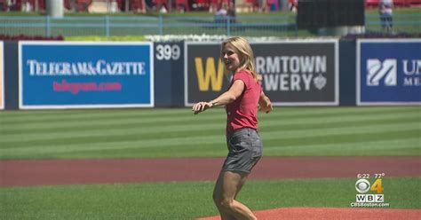 Lisa Hughes Throws First Pitch Before Woo Sox Game CBS Boston