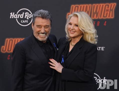 Photo Ian McShane And Gwen Humble Attend The John Wick Chapter 4