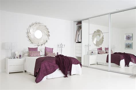 Dengan beberapa pertimbangan, inilah desain kamar tidur minimalis paling oke untuk anda tiru. 5 Cara Menata Ruangan Kamar Tidur Agar Menjadi Luas ...