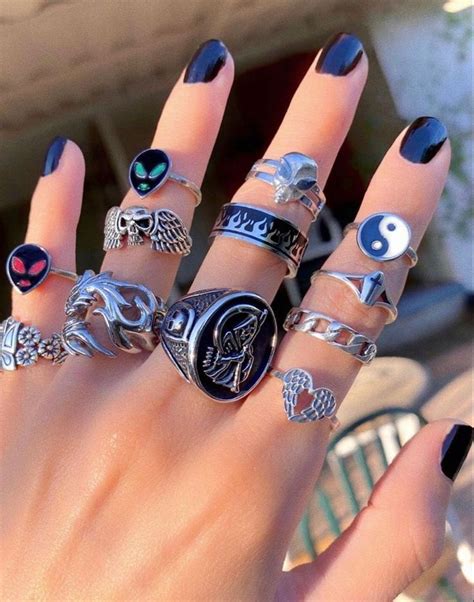 Rings🖤 12 Rings Aesthetic Vintage 2020 Grunge Jewelry Edgy Jewelry