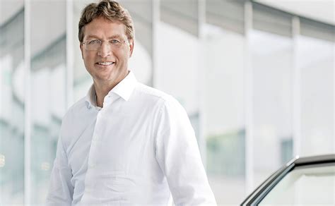 Daimler Ceo Ola K Llenius Looks For Billions In Cost Cuts Automotive News