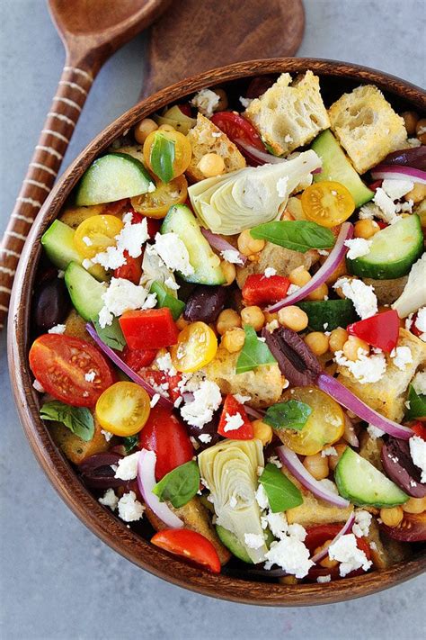 Greek Panzanella Salad Recipe