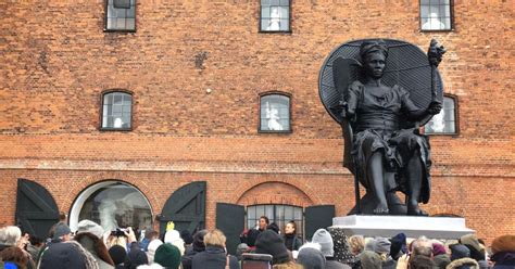 I Am Queen Mary Statue Granted Permanent Place In Copenhagen News