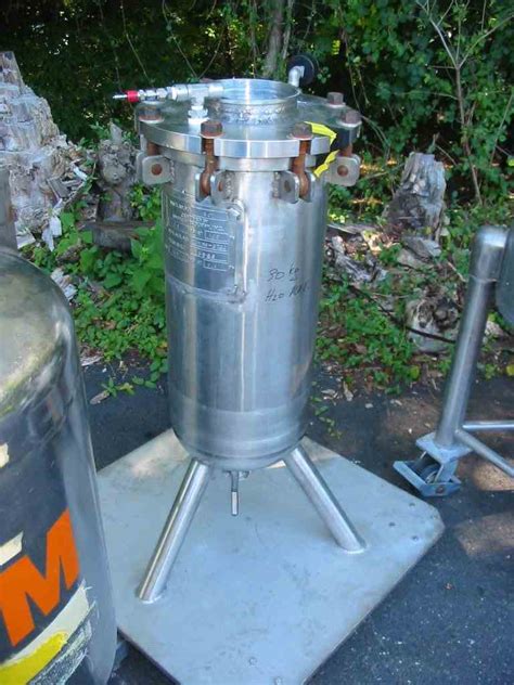 If you're still in two minds about stainless steel vessel and are thinking about choosing a similar product, aliexpress is a great place to compare prices and sellers. 6 Gal SS Stainless Steel Pressure Vessel | 14526 | New ...